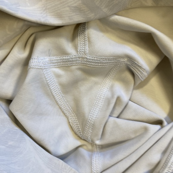 Lululemon Wunder Under Hi-Rise 7/8 Tight 25" Eternal Wave White | Size 6 EUC - Picture 5 of 6